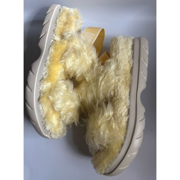 UGG Flutt Sugar sandals in YELLOW Size 7 / New No Box - Picture 7 of 9